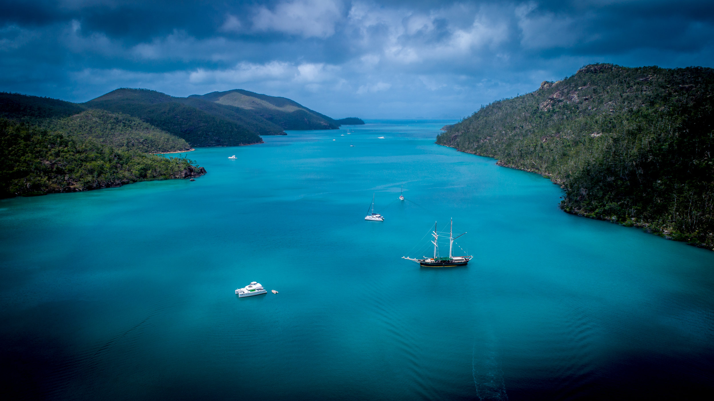 For the weather conditions alone, many people find september to be one of the best times to visit whitsundays, the days are drier, but the water is still almost . Cruising The Whitsundays In Style Sample 5 Day Itinerary Luxury Yachts Whitsundays Bareboating And Crewed Luxury Charters