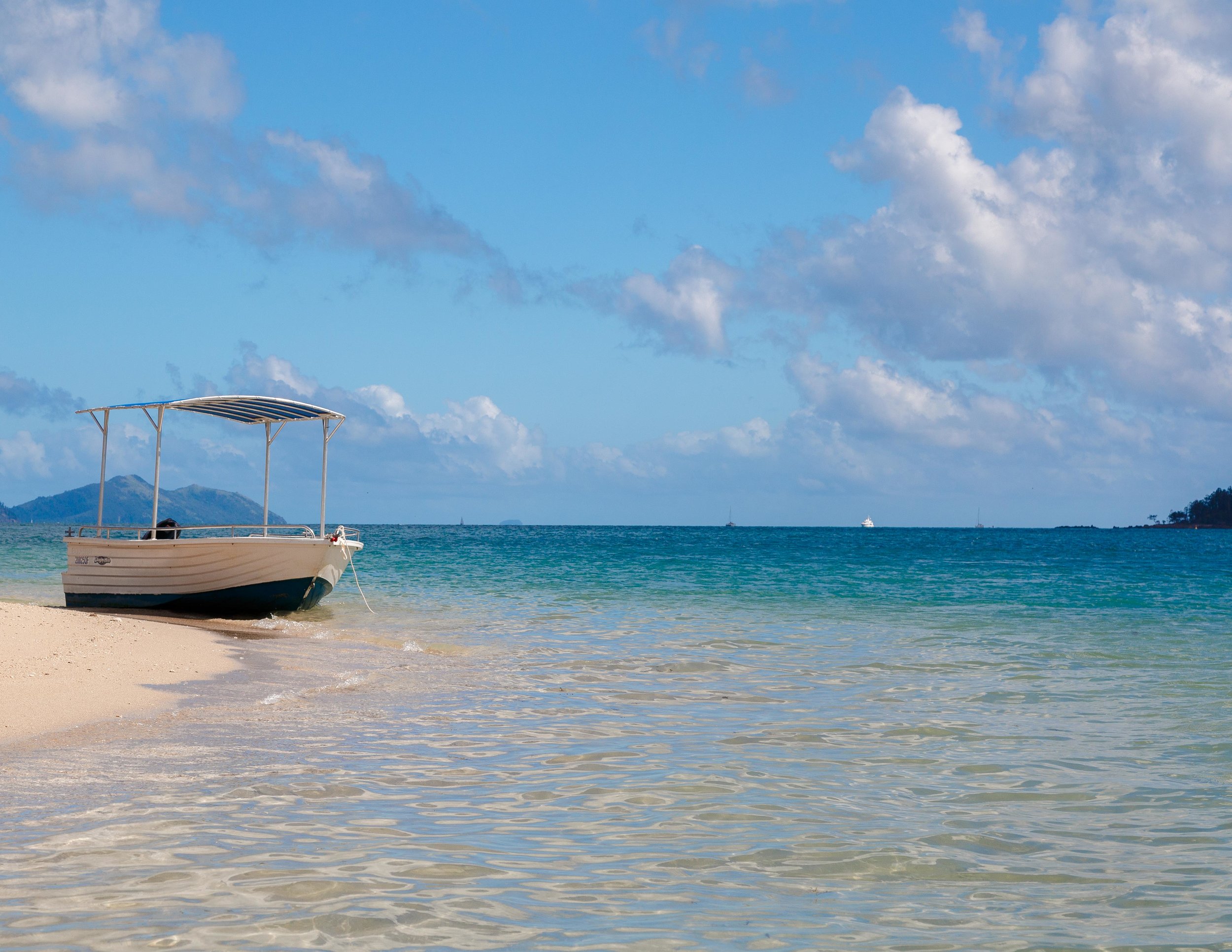 Six days in the whitsundays · day 1: A Mind Blowing Four Day Itinerary For The Whitsundays Walk My World