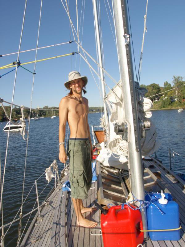 If you’re getting ready to buy a boat, you’ll most likely head to boat shows and compare prices and models. Hobo Sailor The Truth About Living On A Sailboat
