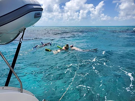 If you’ve ever taken your teenager on a family vacation, you know just how quickly they can grow bored with your destination, family together time and any activities you have planned. Sailing Adventure In The Florida Keys Bahamas Catamaran Charters